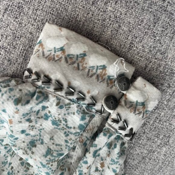 Free People pretty patterned blouse - Picture 6 of 8